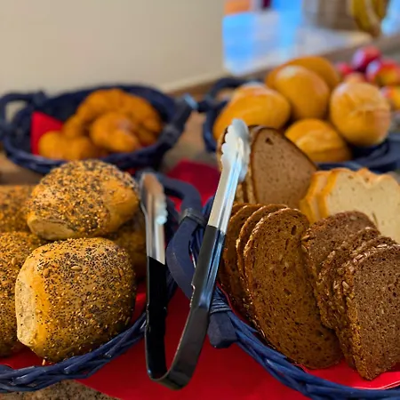 Colourful Отель Билефельд